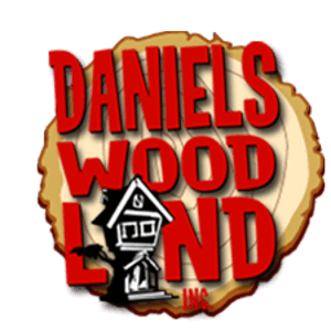 Daniels Woodland logo